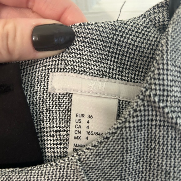 H&M Gray Professional/Office Dress - Picture 3 of 4
